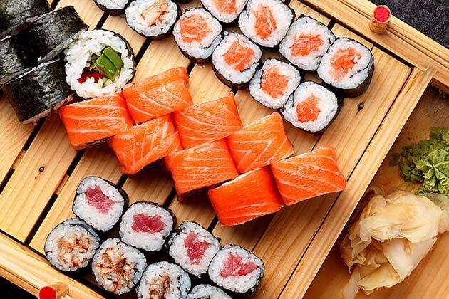 Tuyệt Kĩ Chế Biến Sushi Cá Hồi Theo 3 Cách Đơn Giản - Sashimi Home