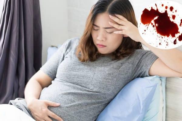 Phụ nữ mang thai mơ thấy máu cần phải làm gì?