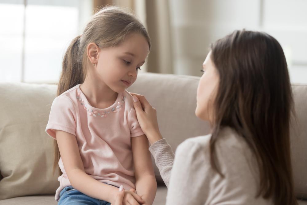 5 cụm từ bố mẹ thường xuyên nói những mong tốt cho con những thực tế lại  gây căng thẳng, khiến chúng muốn tránh né và nói dối